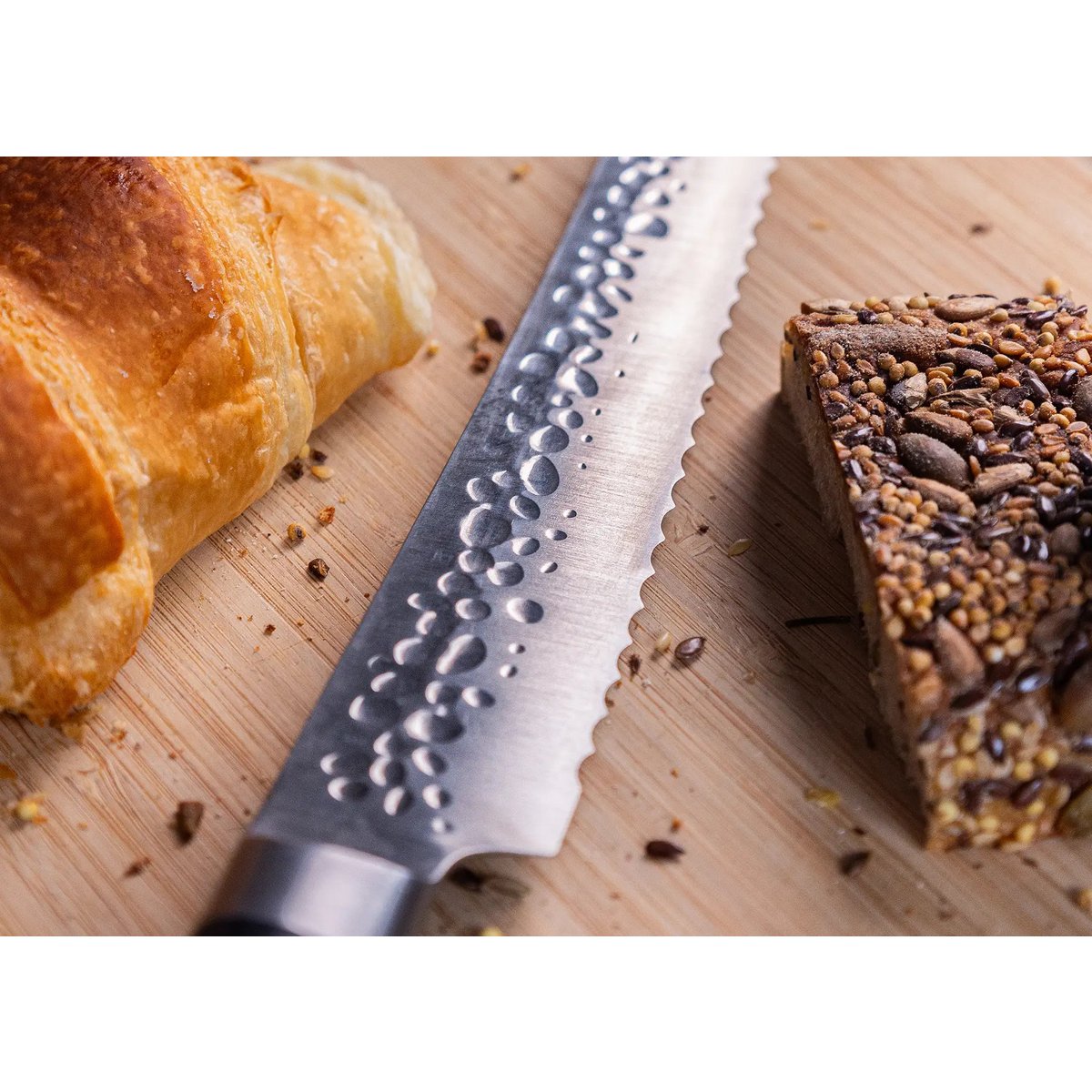 Mes - Gekarteld brood-/banketmes met bamboe Saya en bamboedoos - 200 mm lemmet KOTAI kitchen