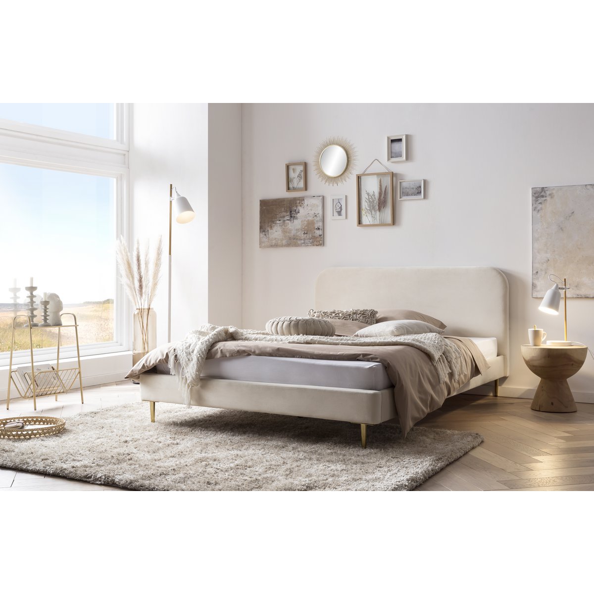 Gestoffeerd bed met beige fluwelen hoes 140x200 cm SalesFever