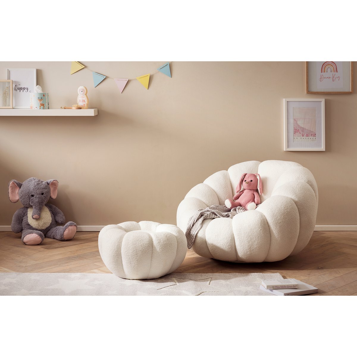 Fauteuil- en krukset gemaakt van wit teddybont SalesFever