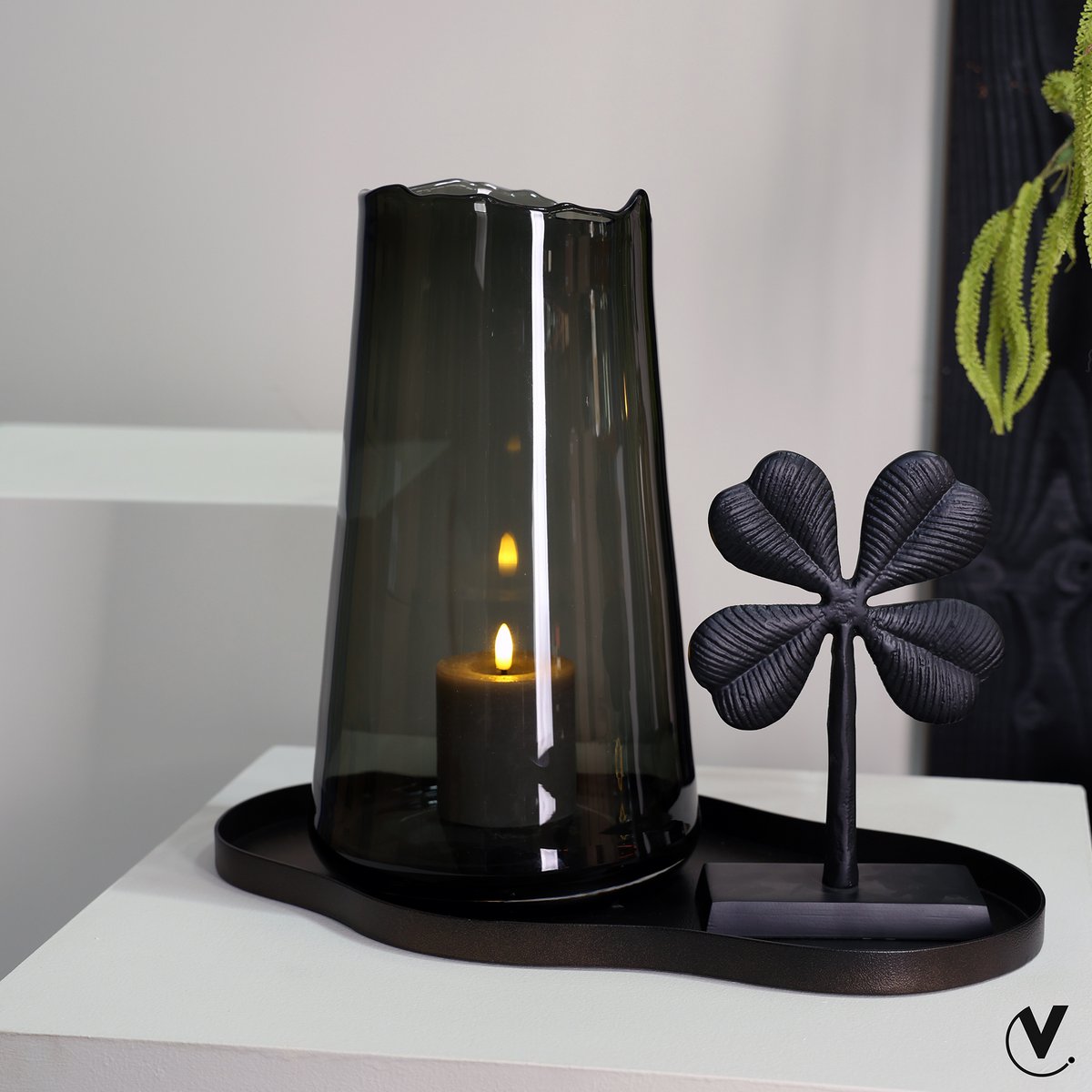 Dienblad - Bauru bronze Vase The World