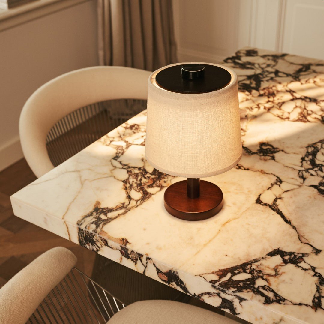 Rover donkerbruine houten lamp – oplaadbare, draadloze en dimbare lampenkap Tavellio - Amsterdam