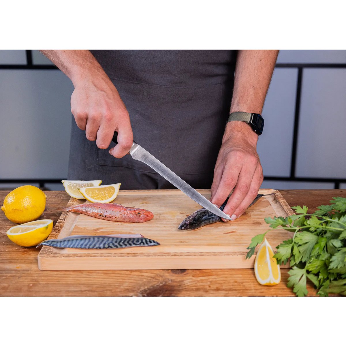 Mes - Flexibel fileermes met bamboe Saya en bamboe box - 200 mm lemmet KOTAI kitchen